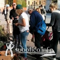 Zeleni podelom sadnica obeležili dan planete